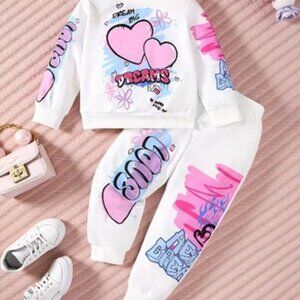 Dream Big Graphic Girls 2 Piece Jogger Set in White